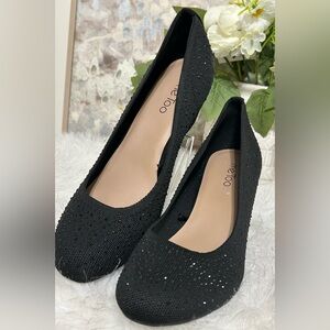 Me Too Black Women's Flats